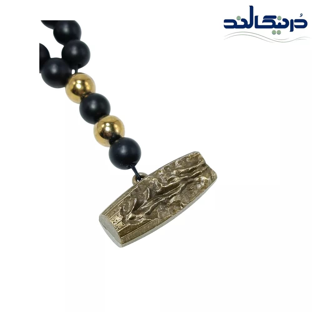 گردنبند مونولیت — تصویر ۳
