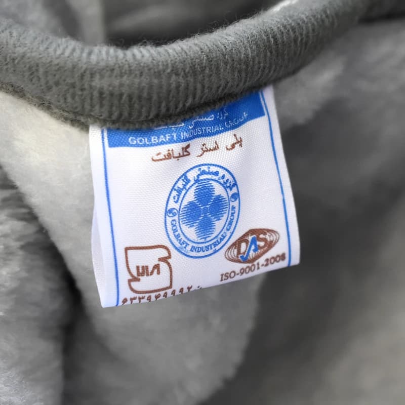پتو برجسته گلبافت طوسی — تصویر ۳