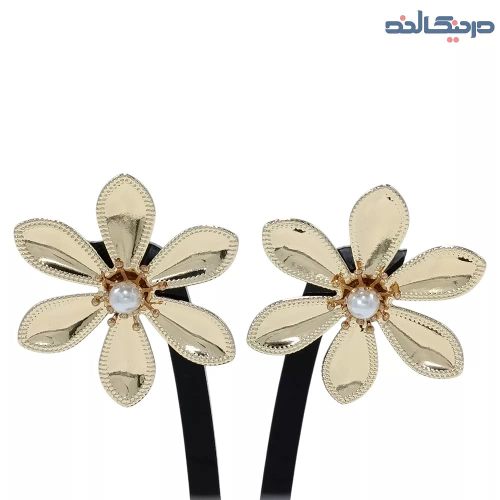 گوشواره زنانه طرح گل طلایی