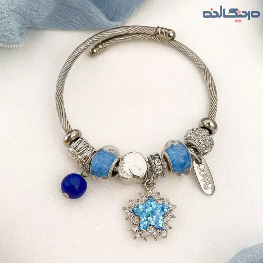 دستبند زنانه پاندورا طرح گل آبی