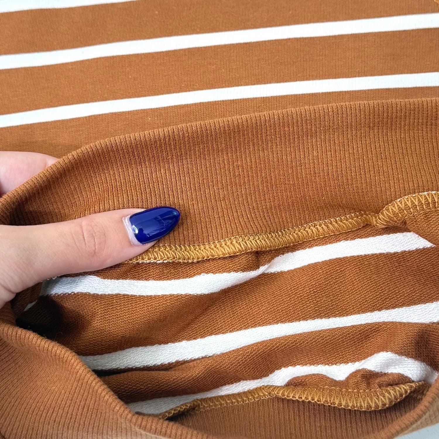 بلوز بچگانه راه راه گوزن (40 تا 55 ) کد 6365 — تصویر ۷