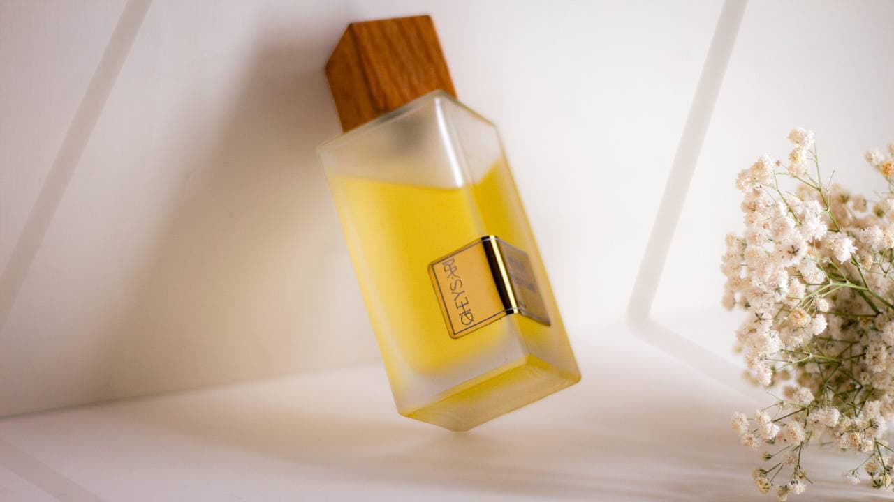 عطر نسیم سحر (Naseem Sahar)
