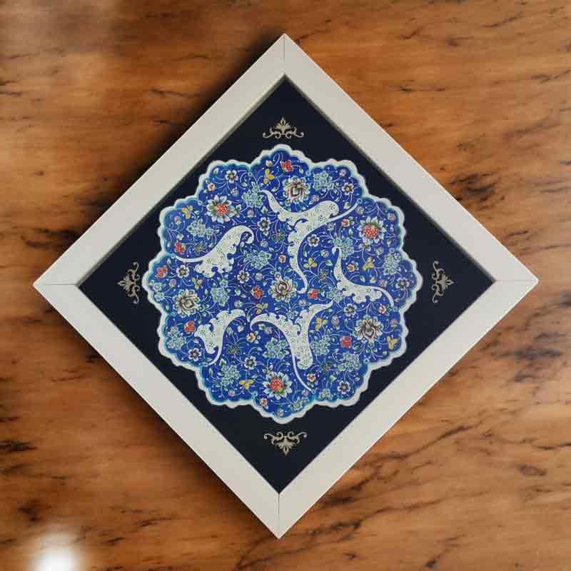 بشقاب میناکاری دیوارکوب 25 سانتی|همراه با قاب PVC|کد DK25387 — تصویر ۳