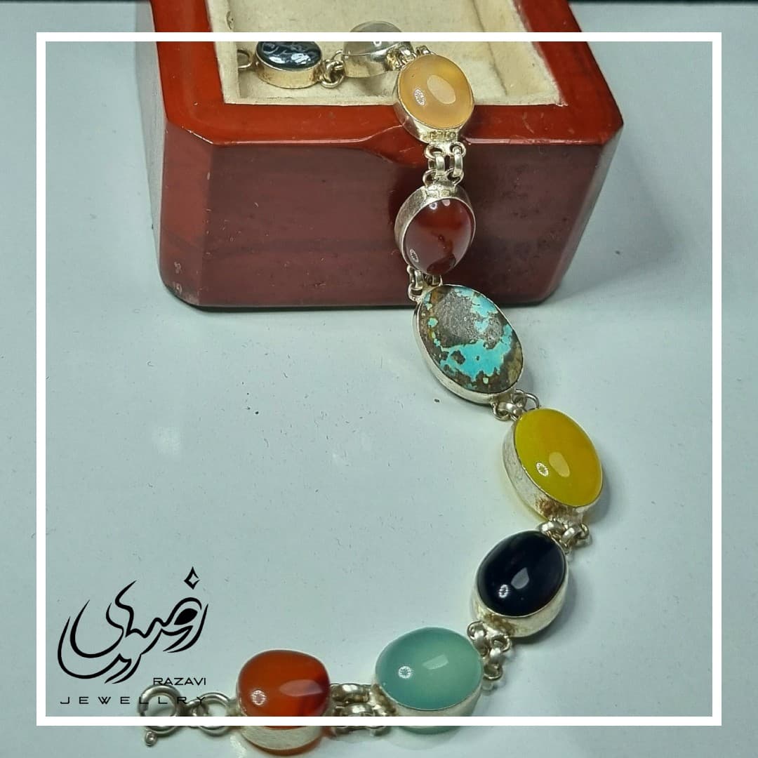 دستبند نقره زنانه دستساز 9 نگین — تصویر ۶