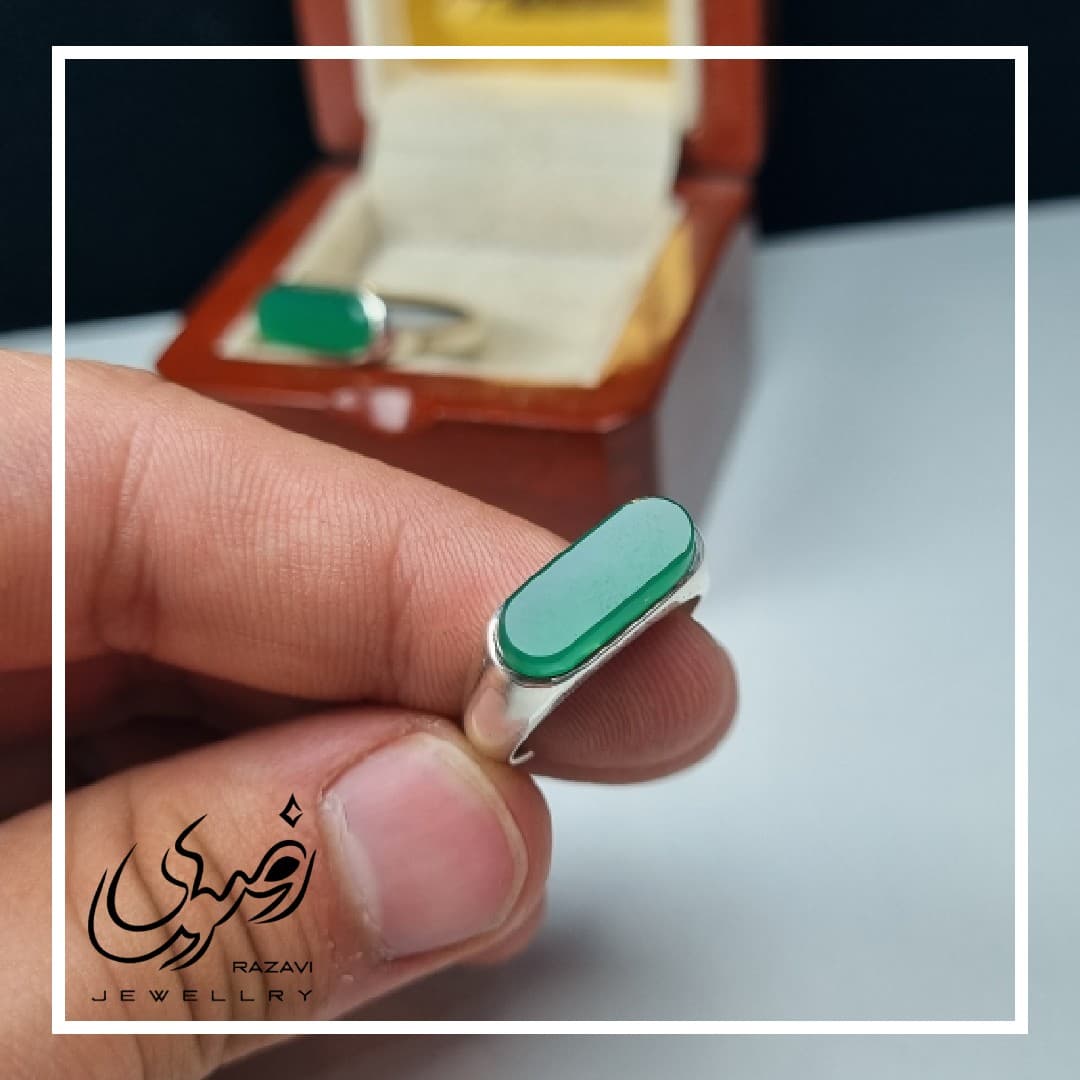 انگشتر نقره زنانه کپسولی عقیق سبز — تصویر ۳