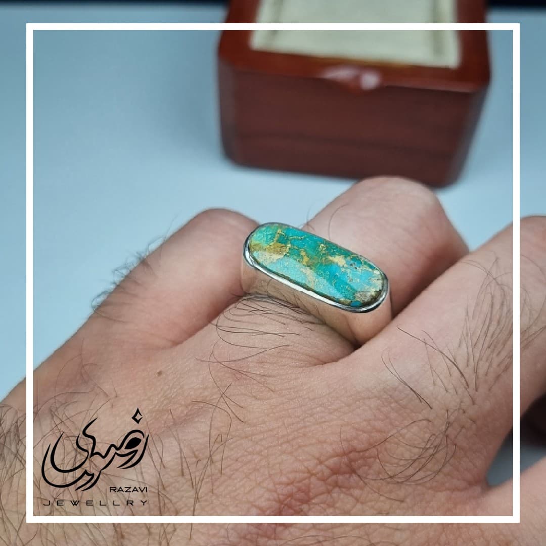 انگشتر نقره مردانه کپسولی فیروزه نیشابوری — تصویر ۳