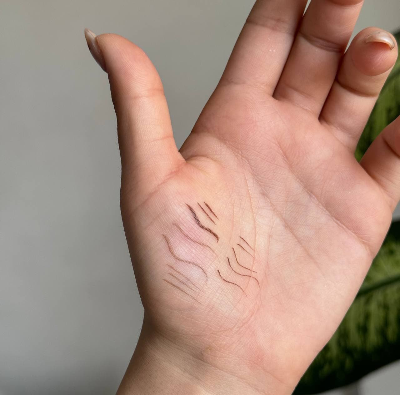 خط چشم سوزنی سوپر نازک gege bear خط چشم نازک — تصویر ۲