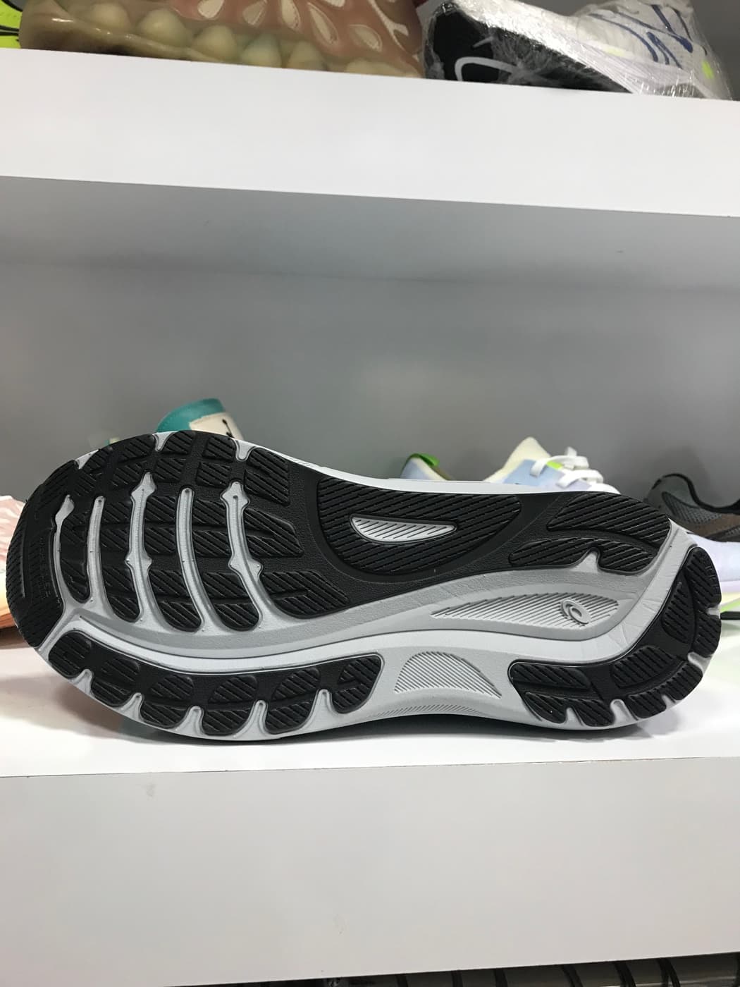 کتونی رانینگ اسیکس کایانو Asics Kayano — تصویر ۶