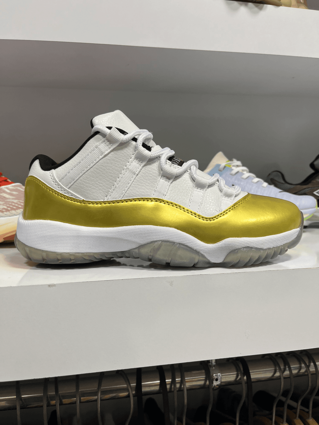 کتونی جردن Jordan 11 — تصویر ۳