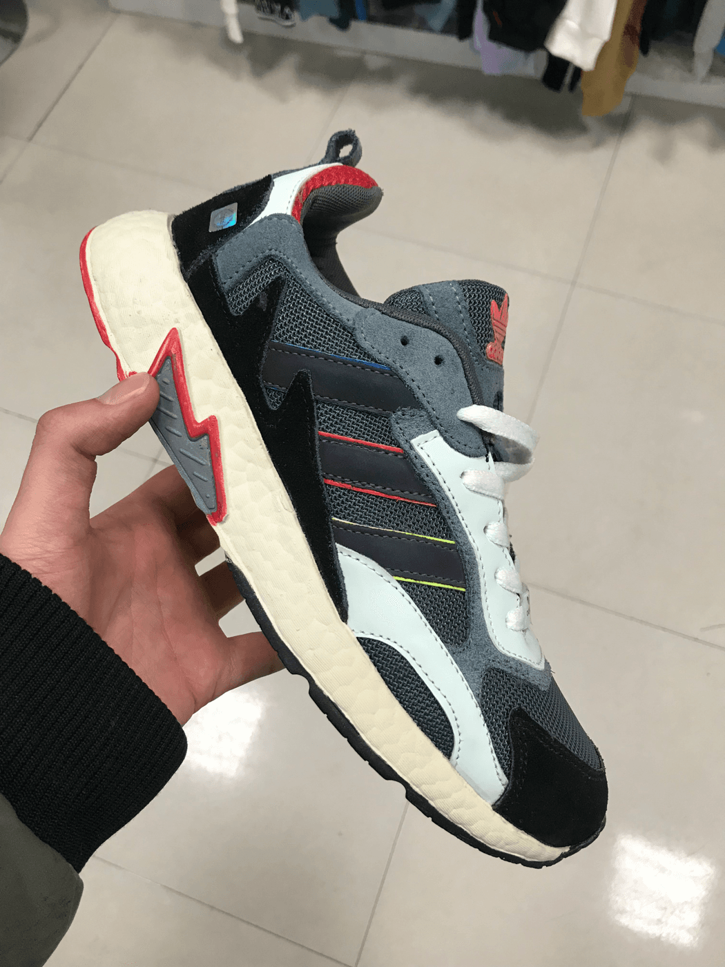 کتونی آدیداس Adidas