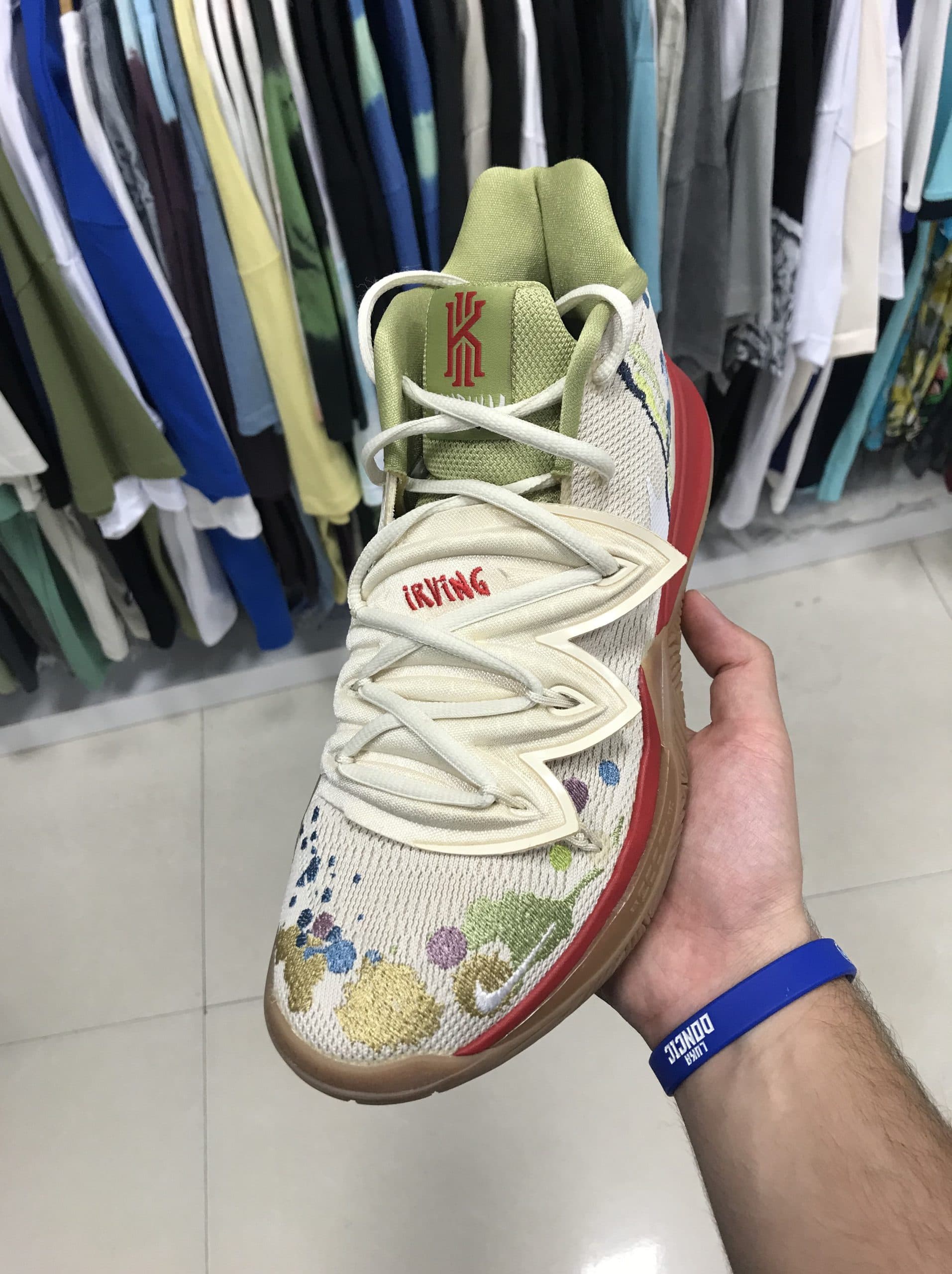 کتونی بسکتبال نایک Nike Kyrie 5 — تصویر ۷