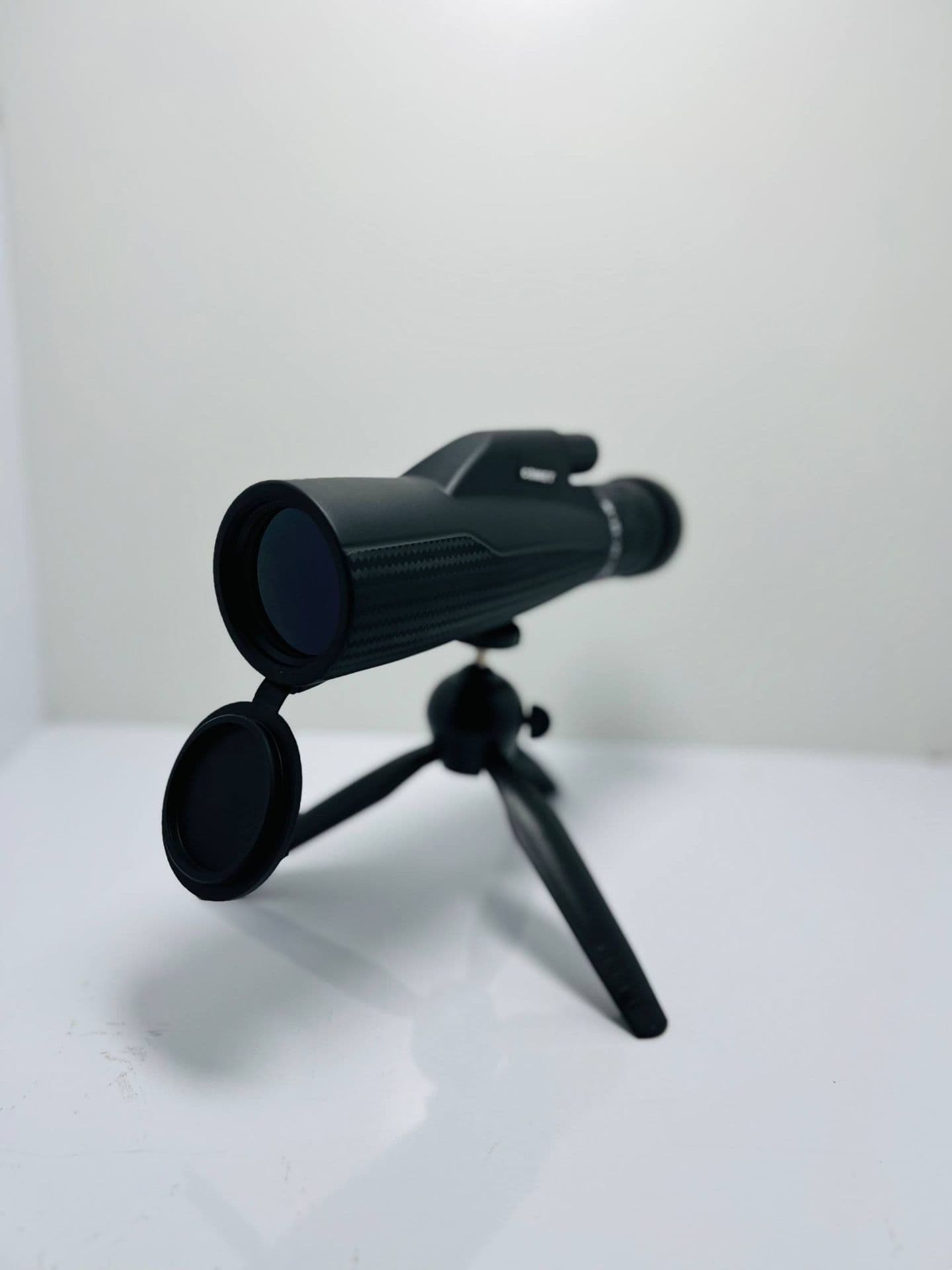 دوربین تک چشم تلسکوپی 10*30 کامت — تصویر ۲