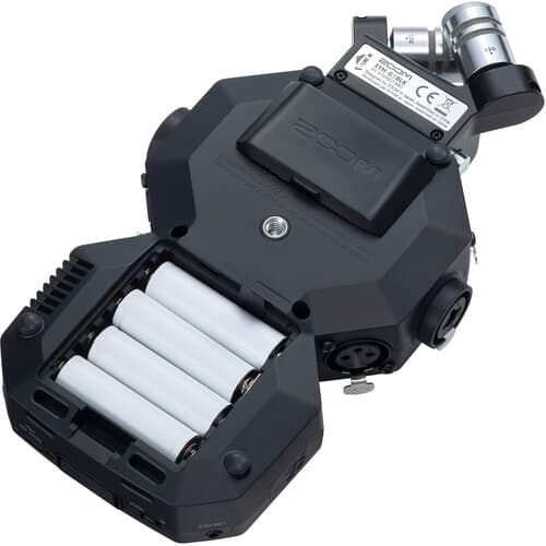 رکوردر صدای زوم Zoom H8 8-Input / 12-Track Portable Handy Recorder — تصویر ۴