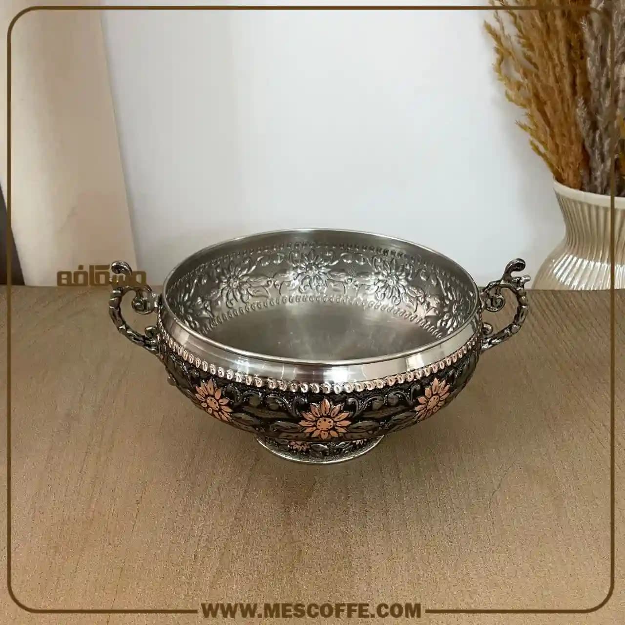 کاسه مسی پایه دار — تصویر ۶