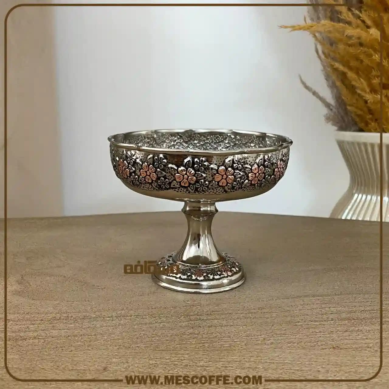 پیاله مسی پایه دار(کد2106) — تصویر ۹