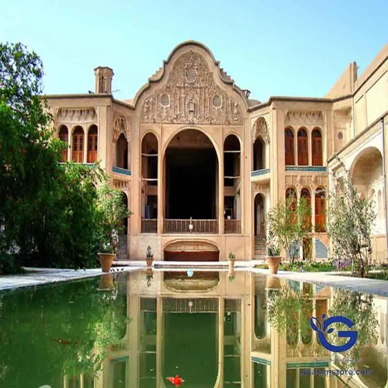 پاورپوینت بررسی خانه تاریخی بروجردی کاشان