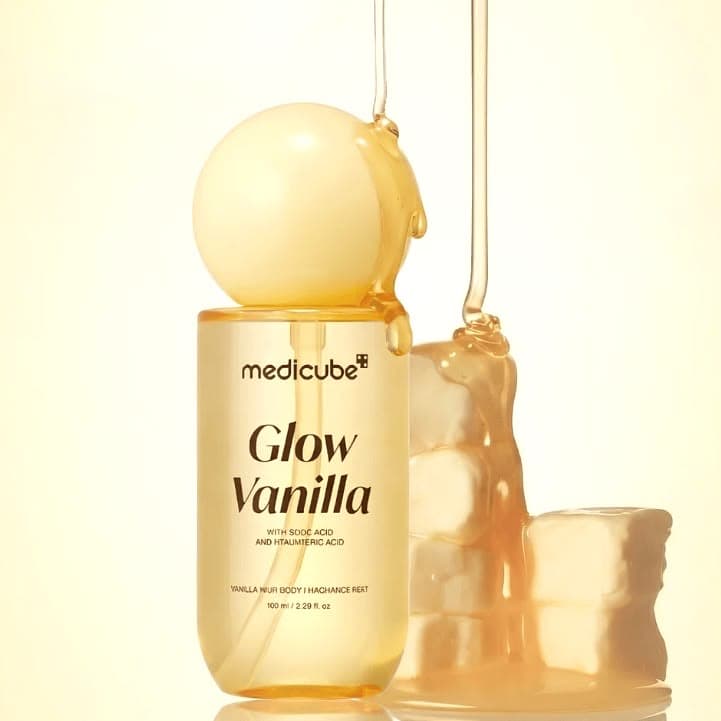 میست خوشبوکننده، آبرسان و درخشان‌کننده مو و بدن وانیلی مدی کیوب | medicube Glow Vanilla Hair Body Fragrance Mist — تصویر ۲