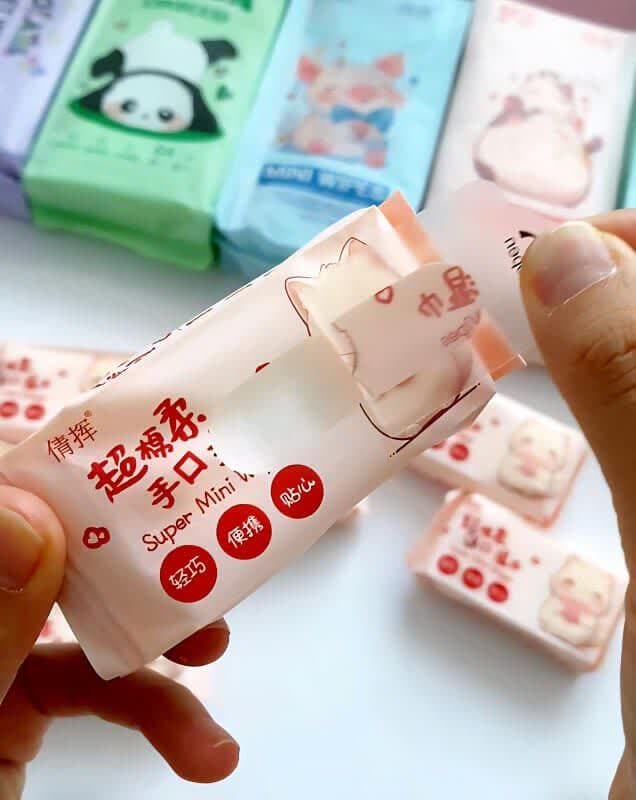پک دستمال مرطوب جیبی فانتزی 8 بسته ای طرح گربه MINI PORTABLE WIPES اورجینال وارداتی — تصویر ۹