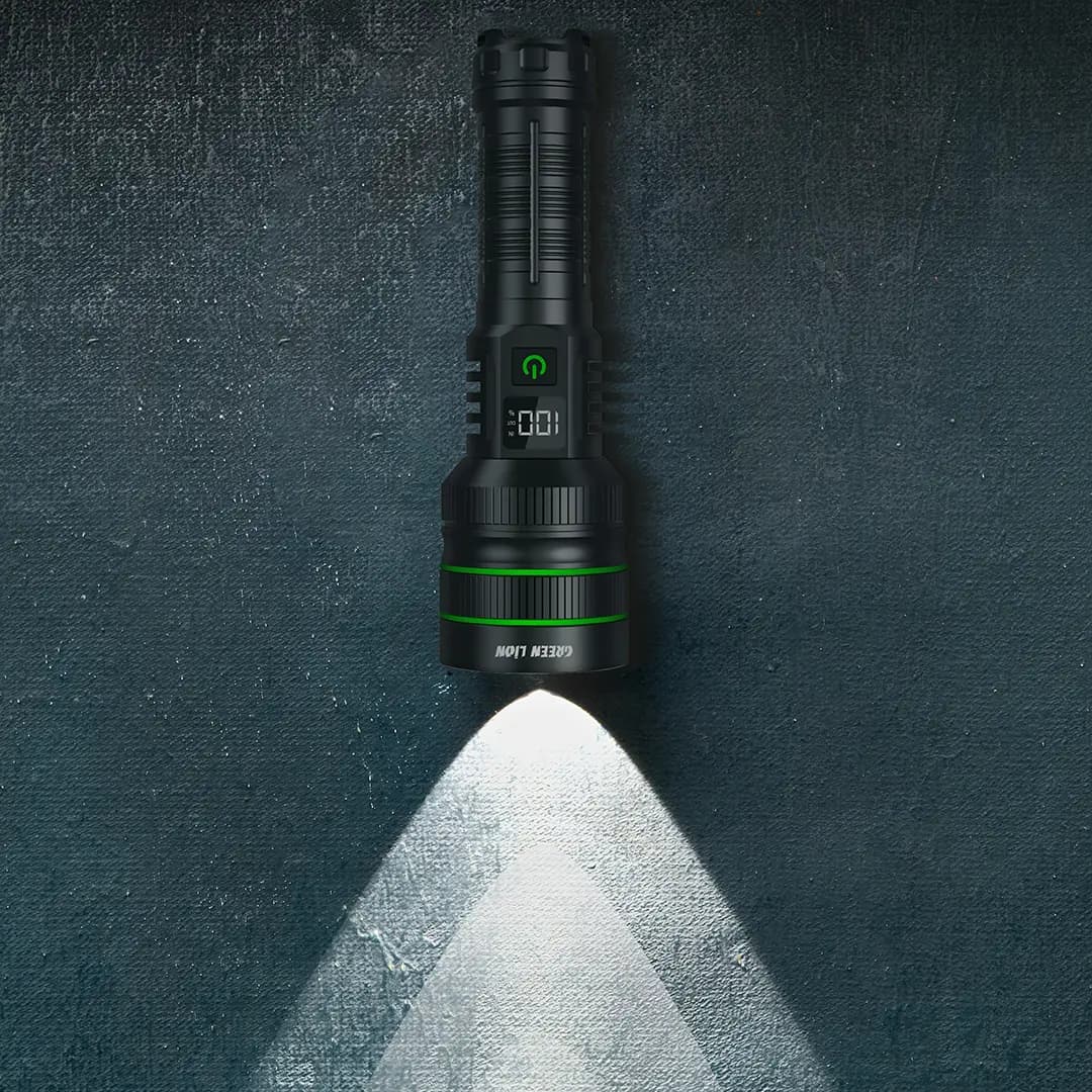چراغ قوه شارژی 3 هزار لومن Hyper Ray Pro گرین لاین(GNHR3000LMBK)Green Lion Hyper Ray Pro LED Torch – Black — تصویر ۱۱