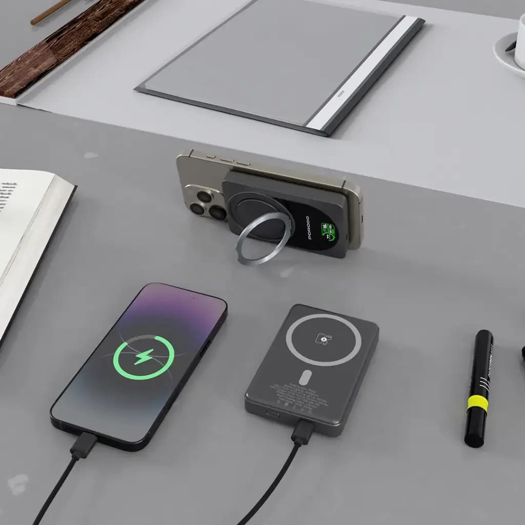 پاوربانک مگسیف 10 هزار همراه با هولدر Qi2 پرودو(PDPBFCH086)Porodo 10000mAh Qi2 Wireless Power Bank – Dark Gray — تصویر ۱۰