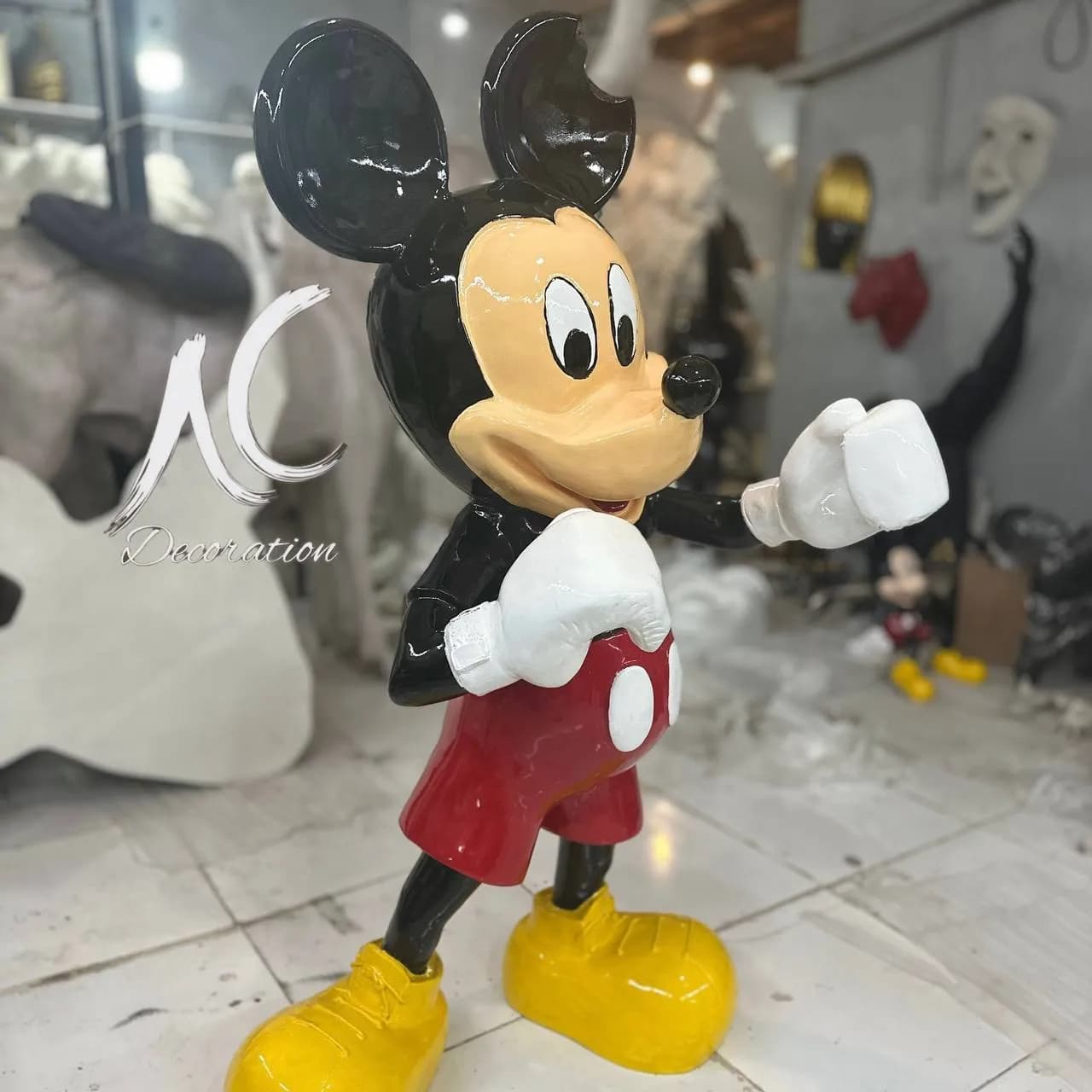 مجسمه میکی موس مدرن فایبرگلاس طرح بوکسور