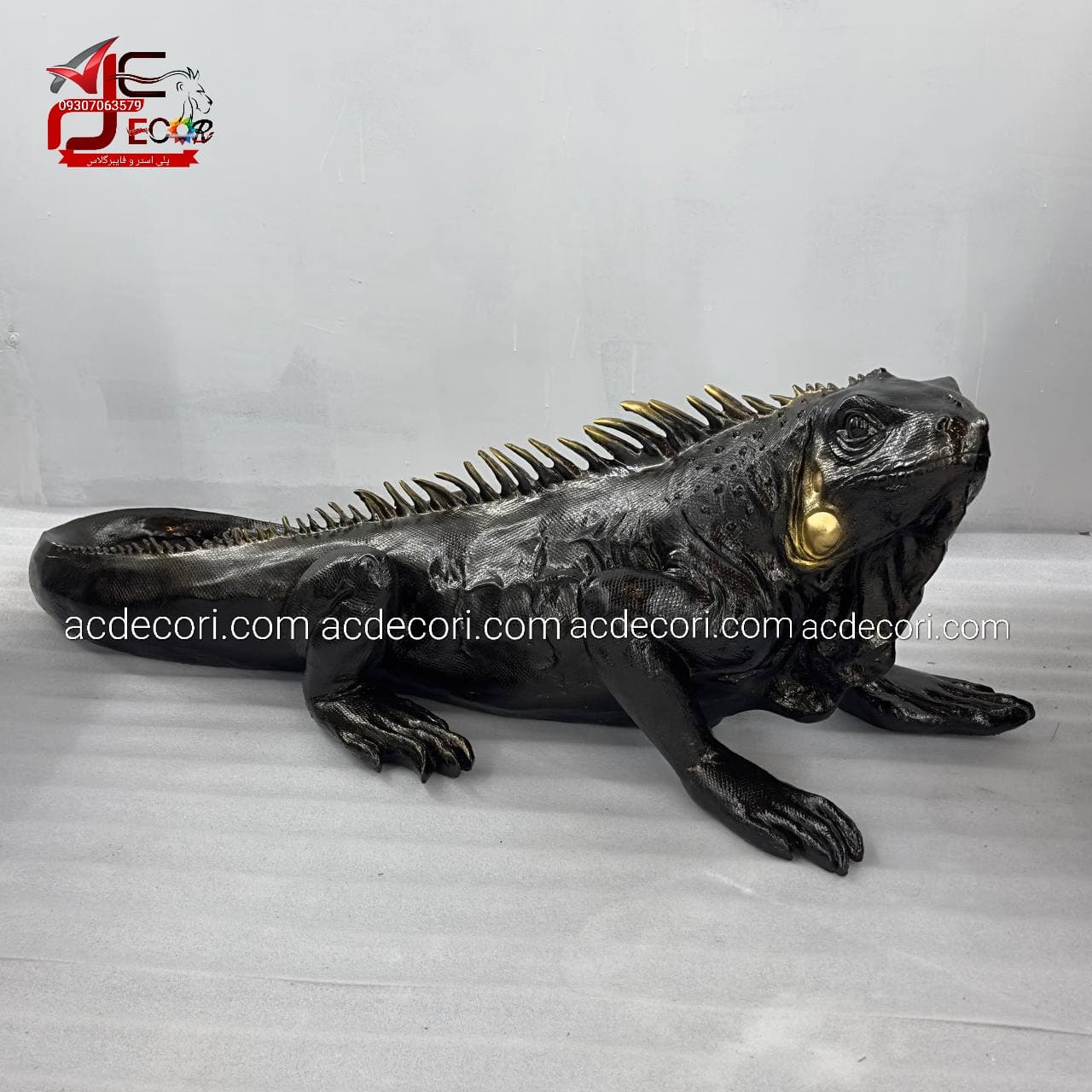 گرین ایگوانا مجسمه فایبرگلاس