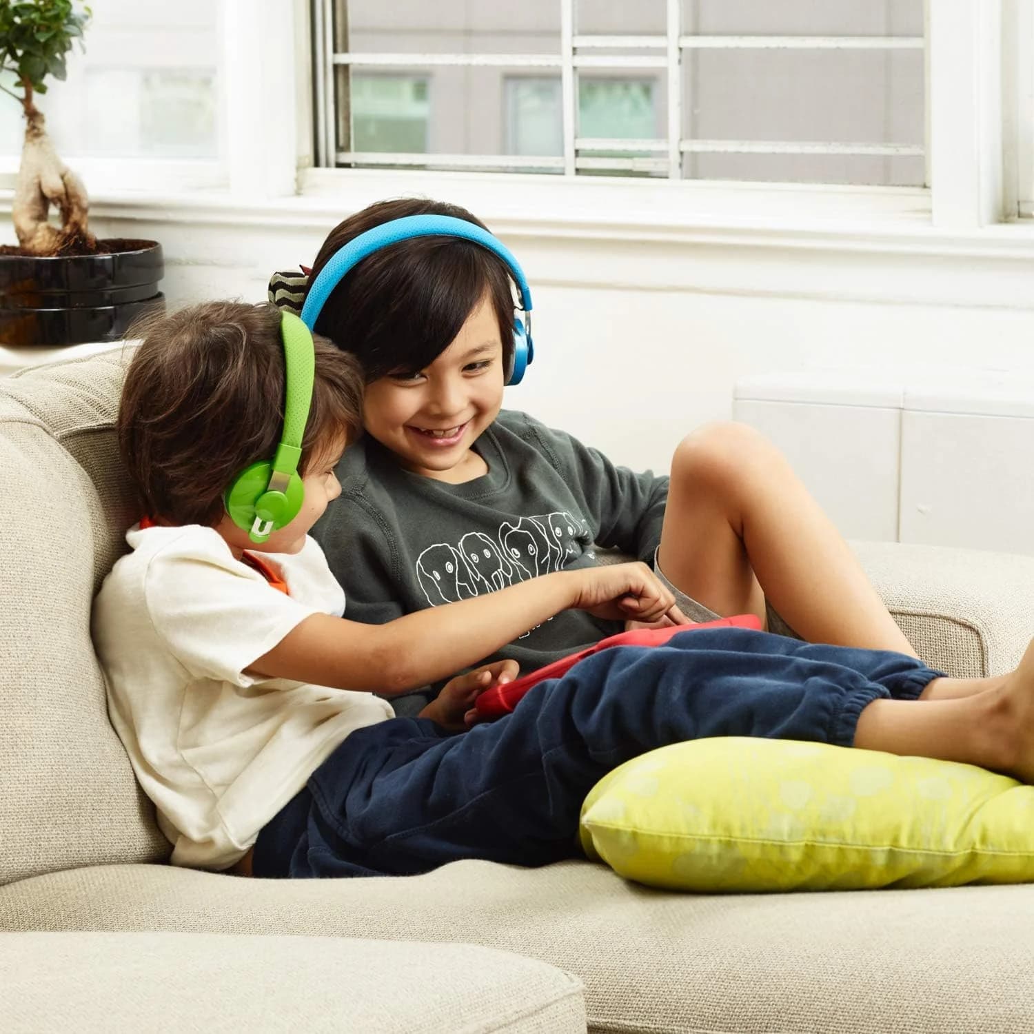 هدفون بلوتوث کودکان مدل LilGadgets Untangled Pro Wireless Kids — تصویر ۶