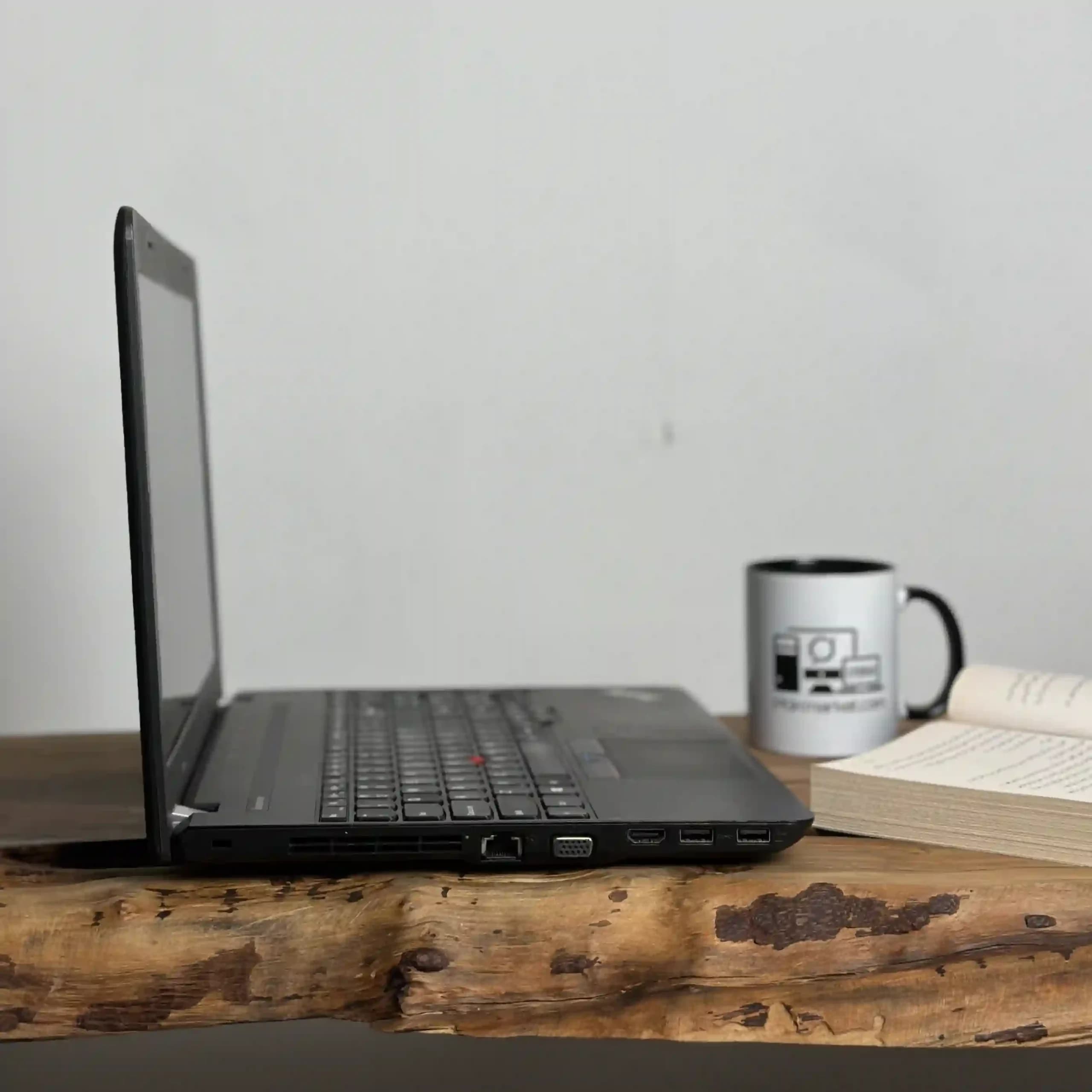 لپ تاپ لنوو استوک Lenovo ThinkPad E560 — تصویر ۹