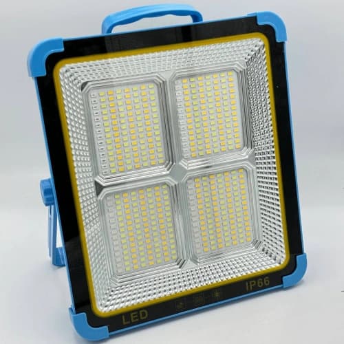 پروژكتور شارژي ٥٠٠ وات خورشيدي مدل ip