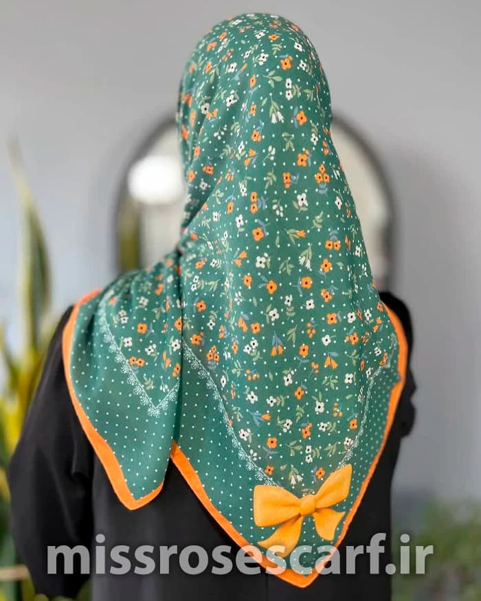 روسری قواره 100 کد 61 — تصویر ۲