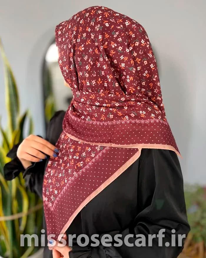 روسری قواره 100 کد 52 — تصویر ۲