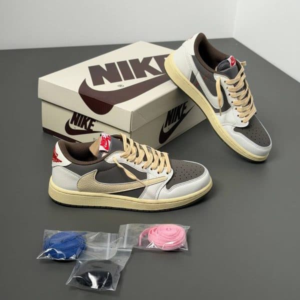 نایک ایرجردن وان تراویس اسکات Nike Travis Scott X Air Jordan 1 Low Og — تصویر ۱۱