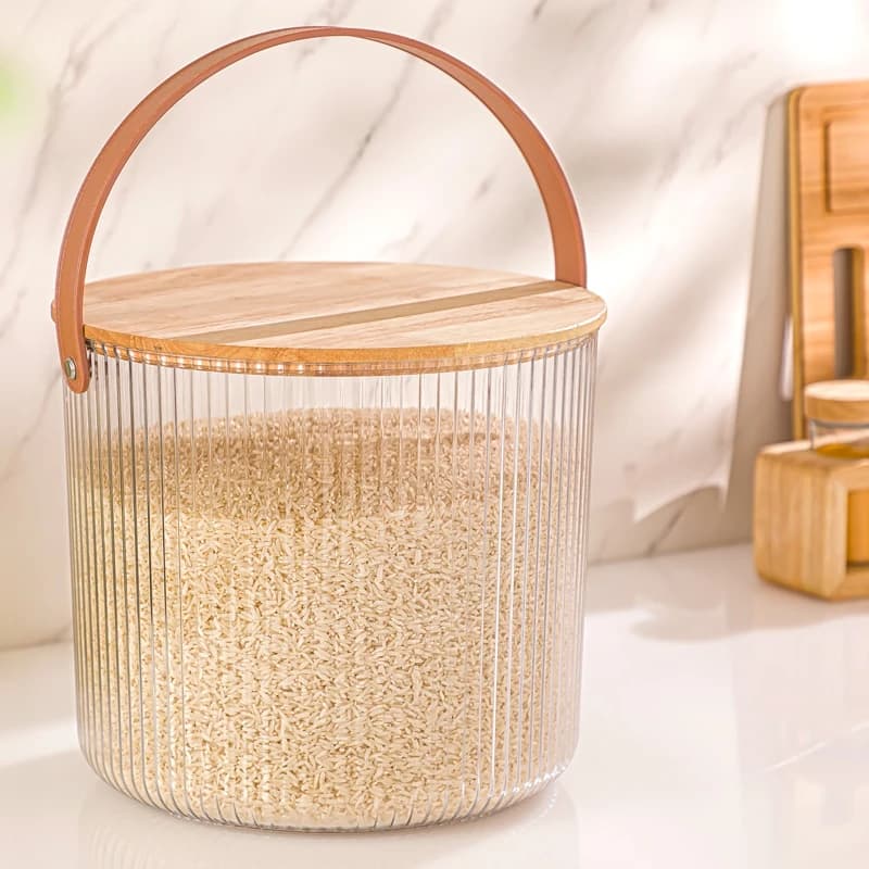 سطل شیاردار درب چوبی 9 لیتر لیمون با بدنه اکرولیکی کد 2456 — تصویر ۲