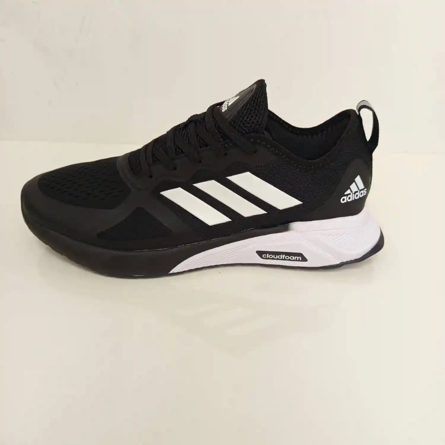 کفش رانینگ آدیداس کلودفوم مشکی سفید Adidas Cloudfoam — تصویر ۶