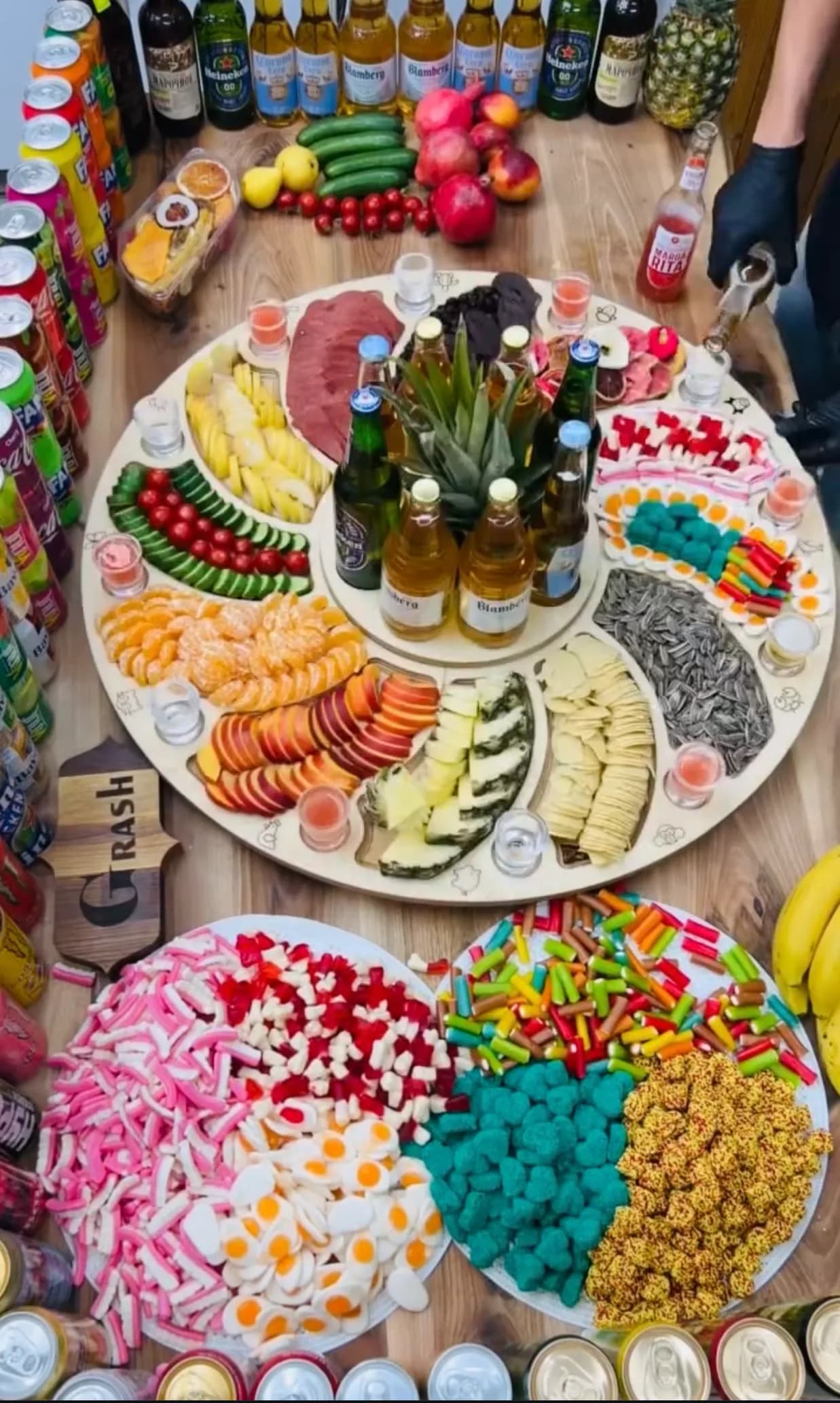 سینی مزه ۱۲ نفره گردان چوب روسی — تصویر ۲