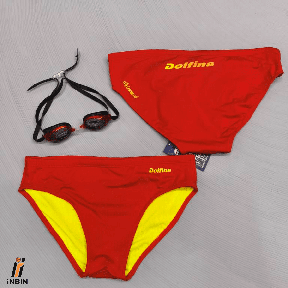 مایو مردانه شنا مدل اسلیپ تک رنگ کد 68472 — تصویر ۵