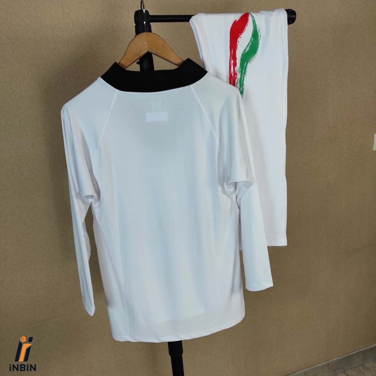 لباس تکواندو جذب KPNP به همراه شلوار مدل مسابقات کد 67688 — تصویر ۲