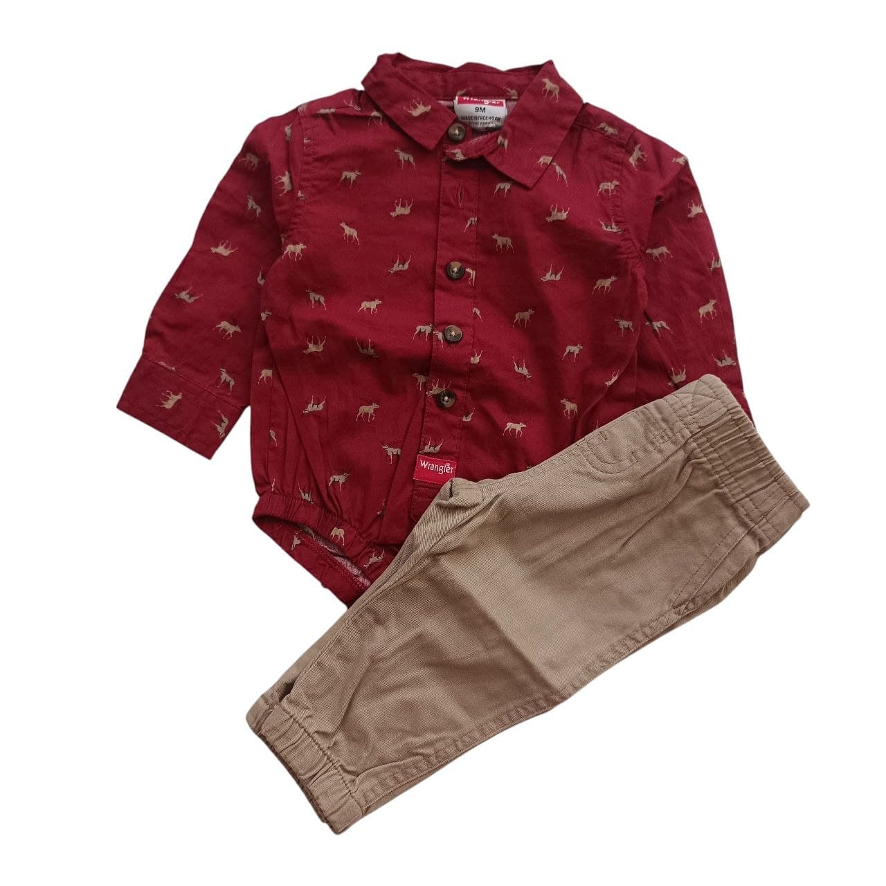 ست بادی پیراهنی آستین بلند طرح‌دار زرشکی و شلوار نوزادی رانگلر (Wrangler) آمریکا