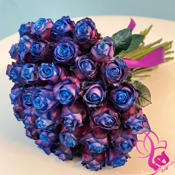 دسته گل رز 40 شاخه آبی شاتوتی مدل 14 — تصویر ۳