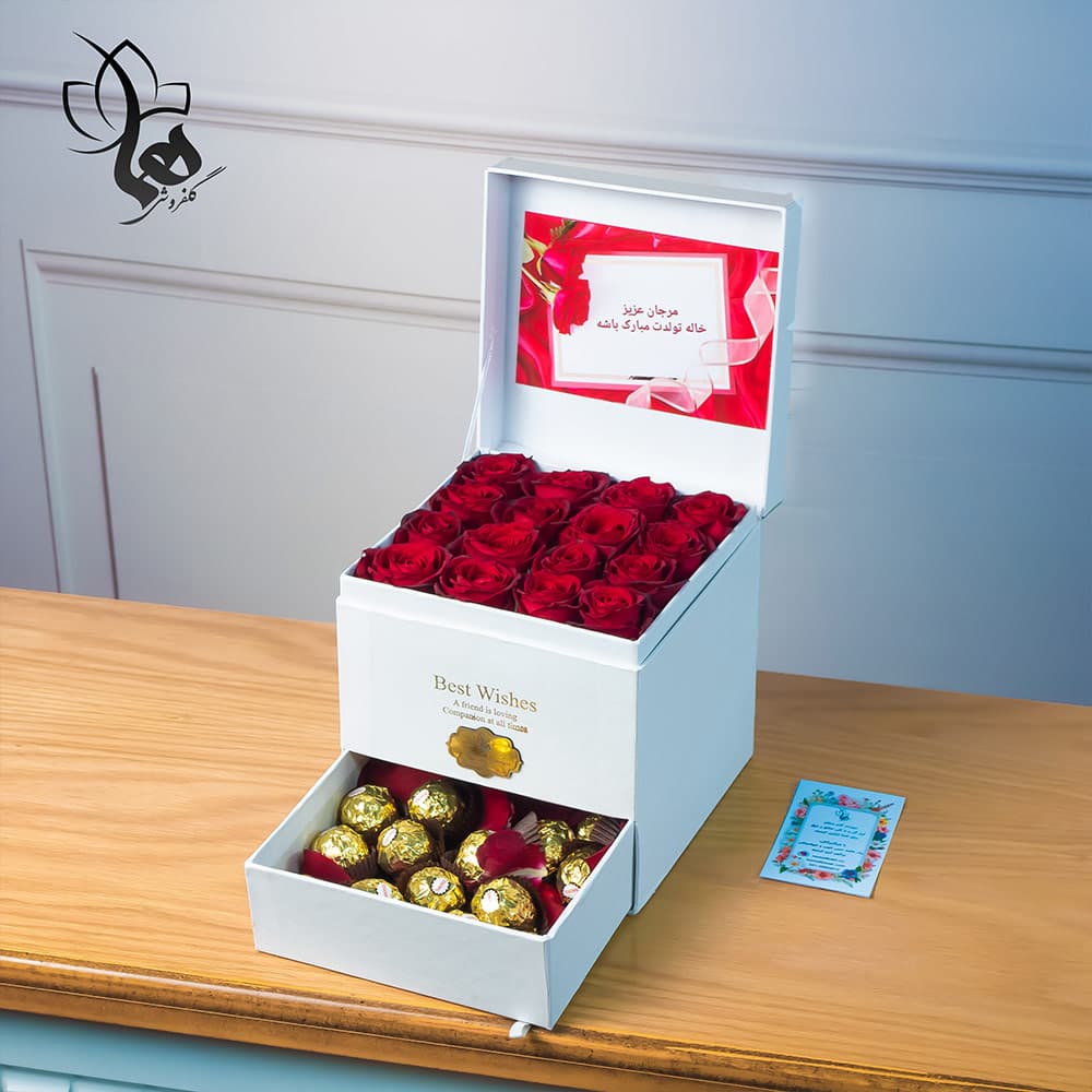 باکس‌ گل رز 16 شاخه کشودار مدل 540