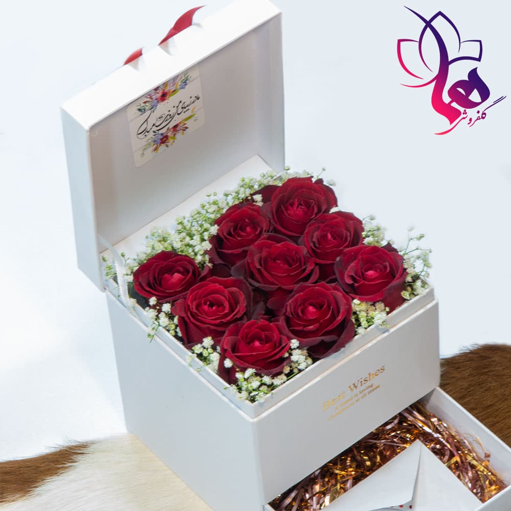 باکس‌ گل رز 9 شاخه کشودار مدل 534 — تصویر ۴