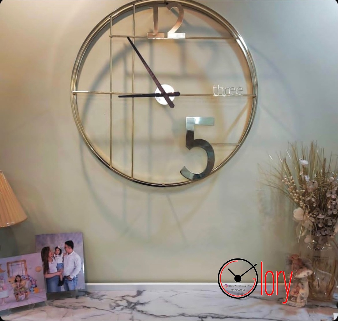 ساعت دیواری مدرن مدل Number کد 704 — تصویر ۴