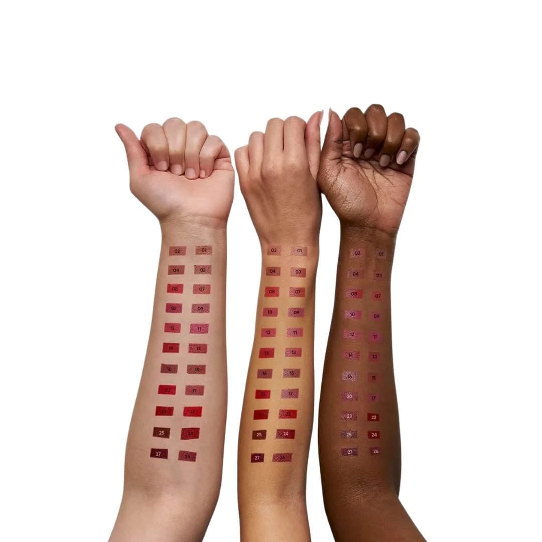 رژ لب ساتین گلدن رز Satin Lipstick — تصویر ۷