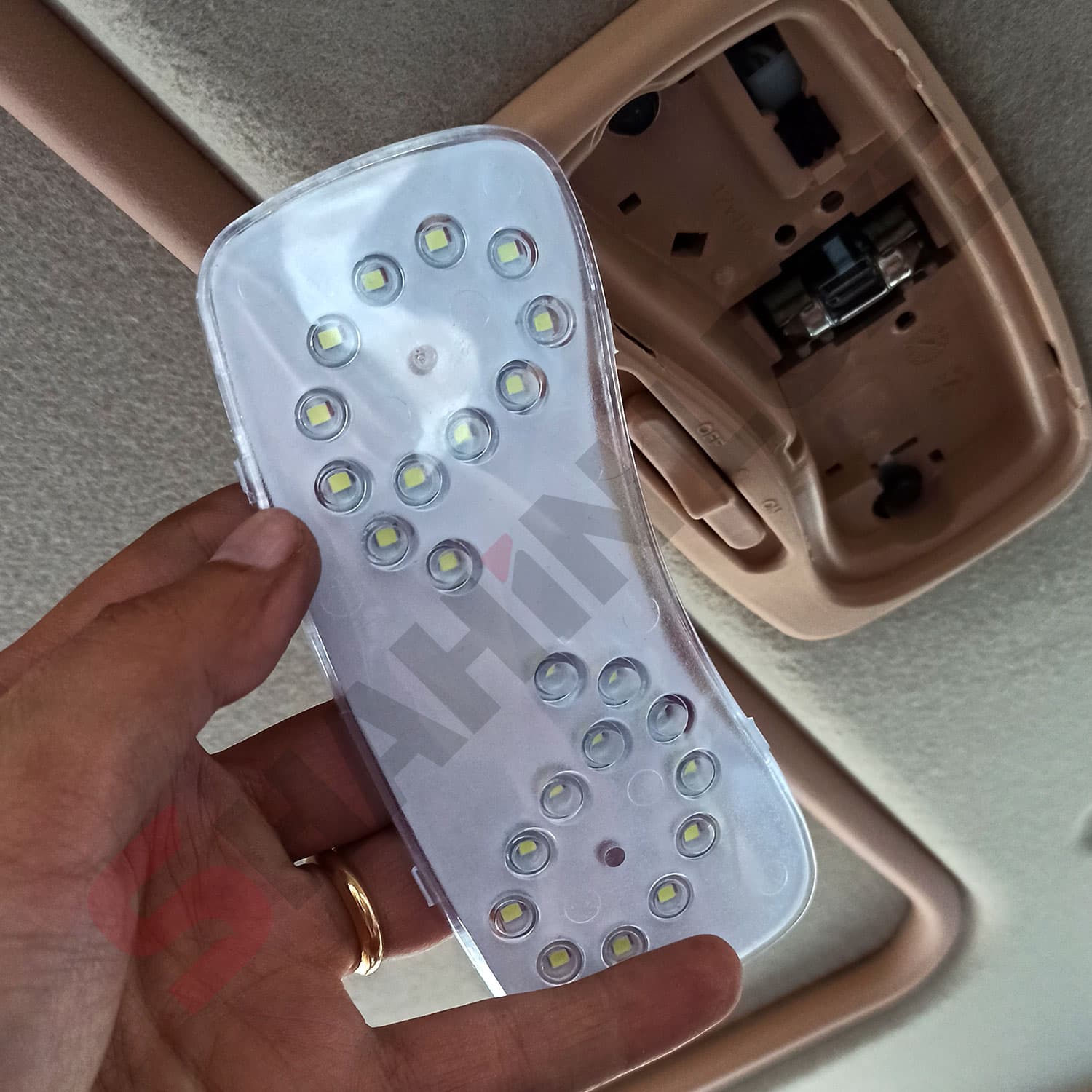 چراغ LED تقویت نور کابین خودرو اطلس — تصویر ۲
