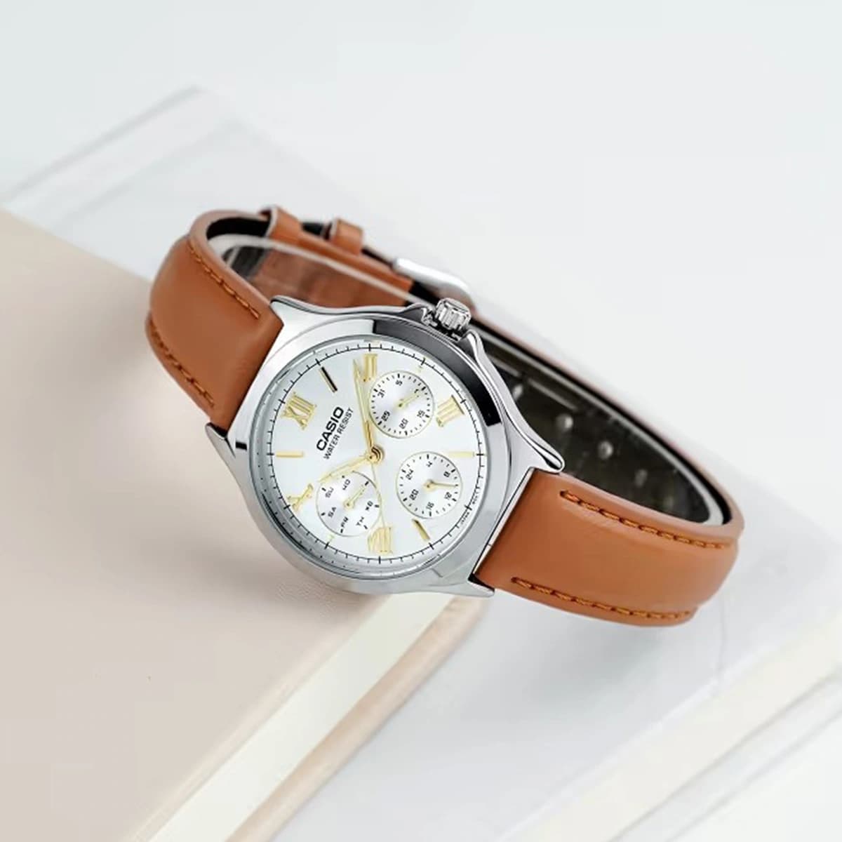 ساعت مچی زنانه کاسیومدل CASIO-LTP-V300L-7A2 — تصویر ۹
