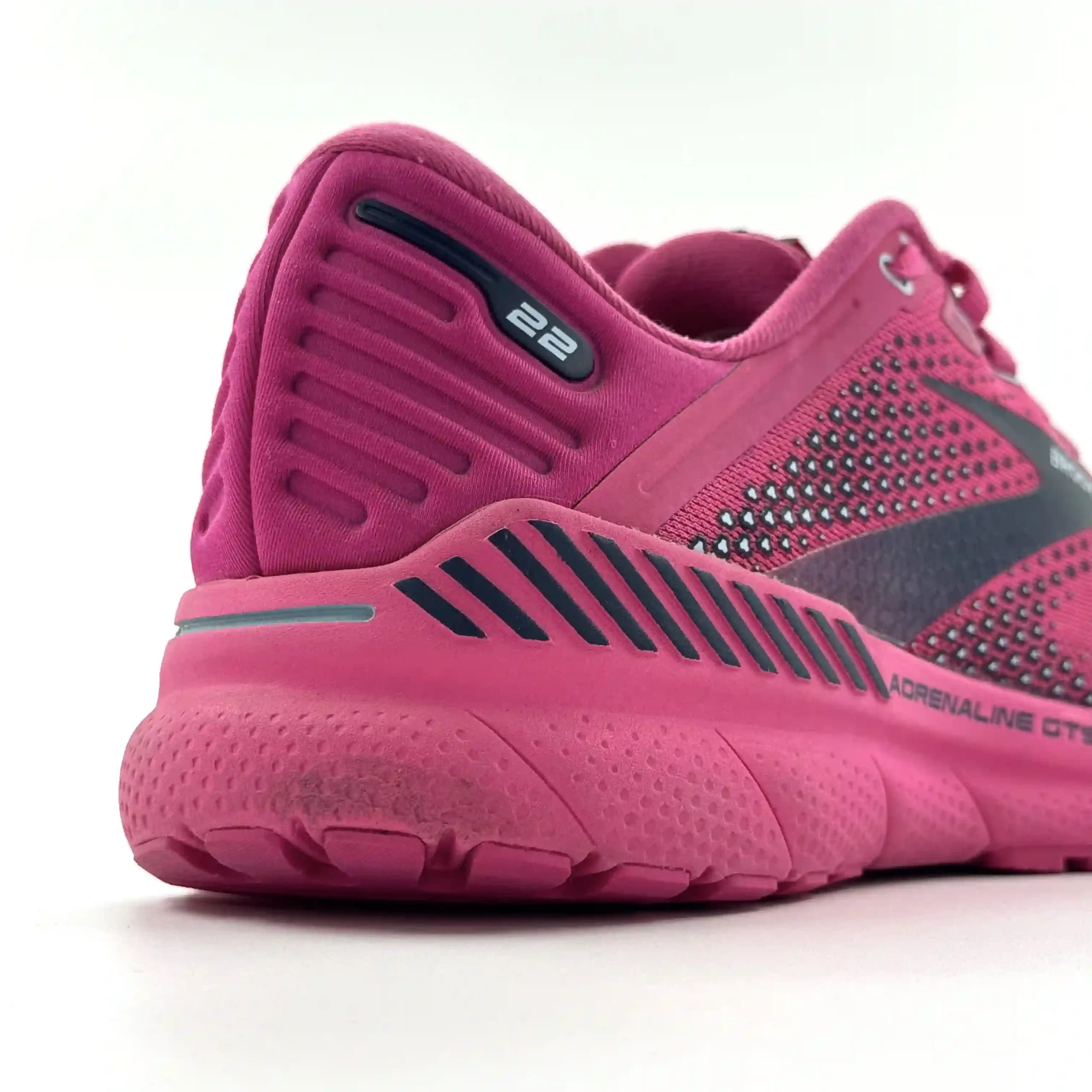 بروکس آدرنالین جی تی اس BROOKS ADRENALINE GTS 22 مدل 1203531B684 — تصویر ۱۲