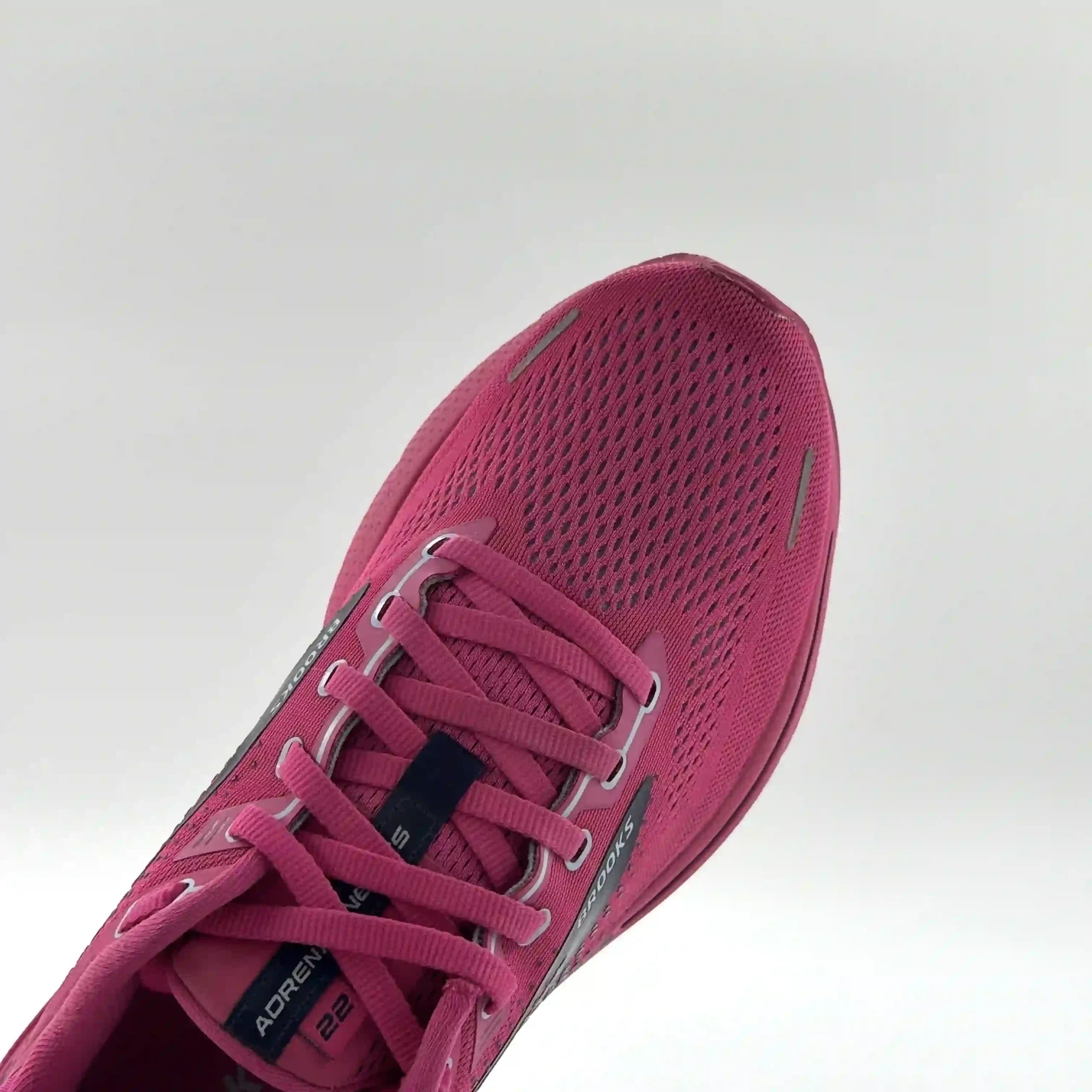 بروکس آدرنالین جی تی اس BROOKS ADRENALINE GTS 22 مدل 1203531B684 — تصویر ۷