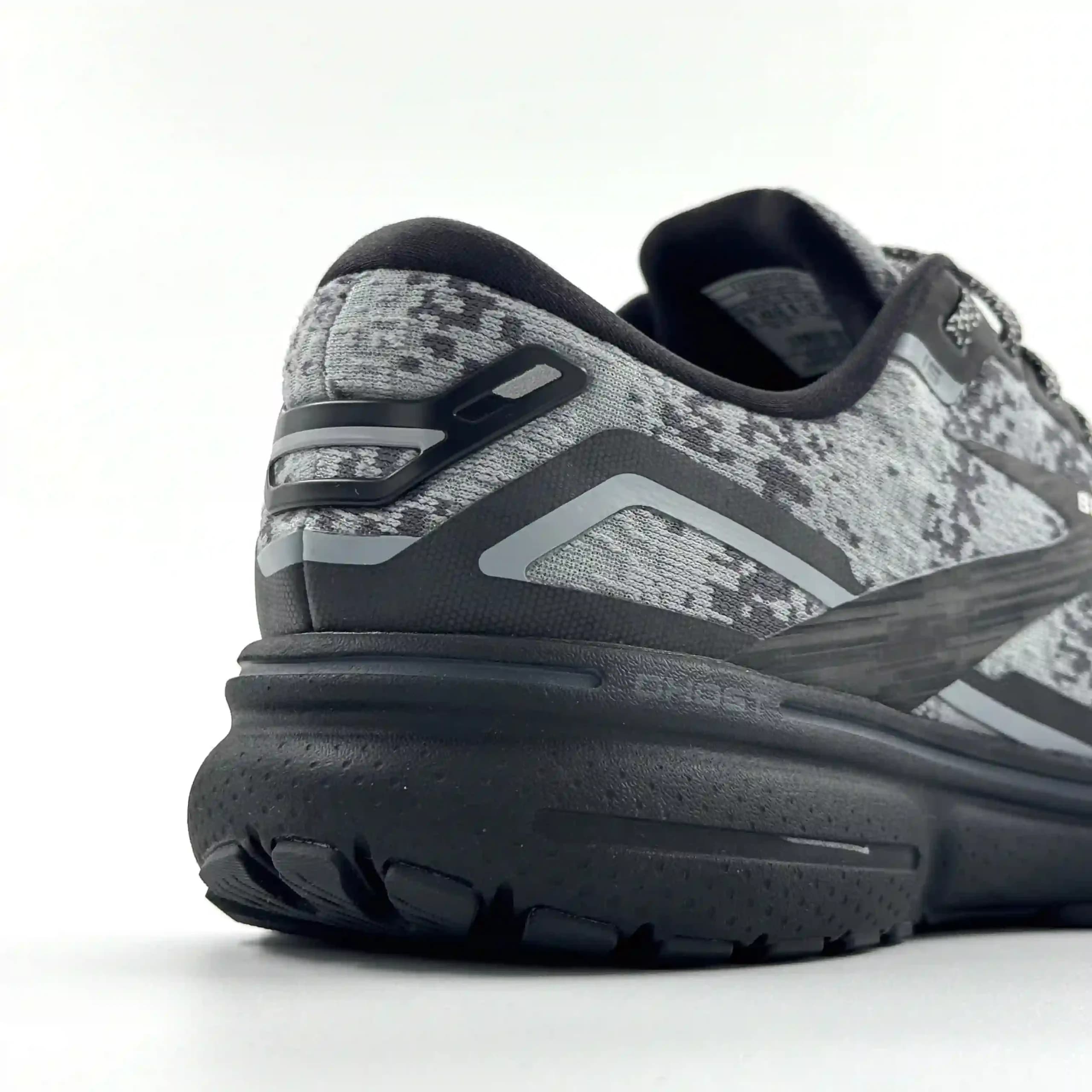 بروکس گاست BROOKS GHOST 15 مدل 1103931D054 — تصویر ۴