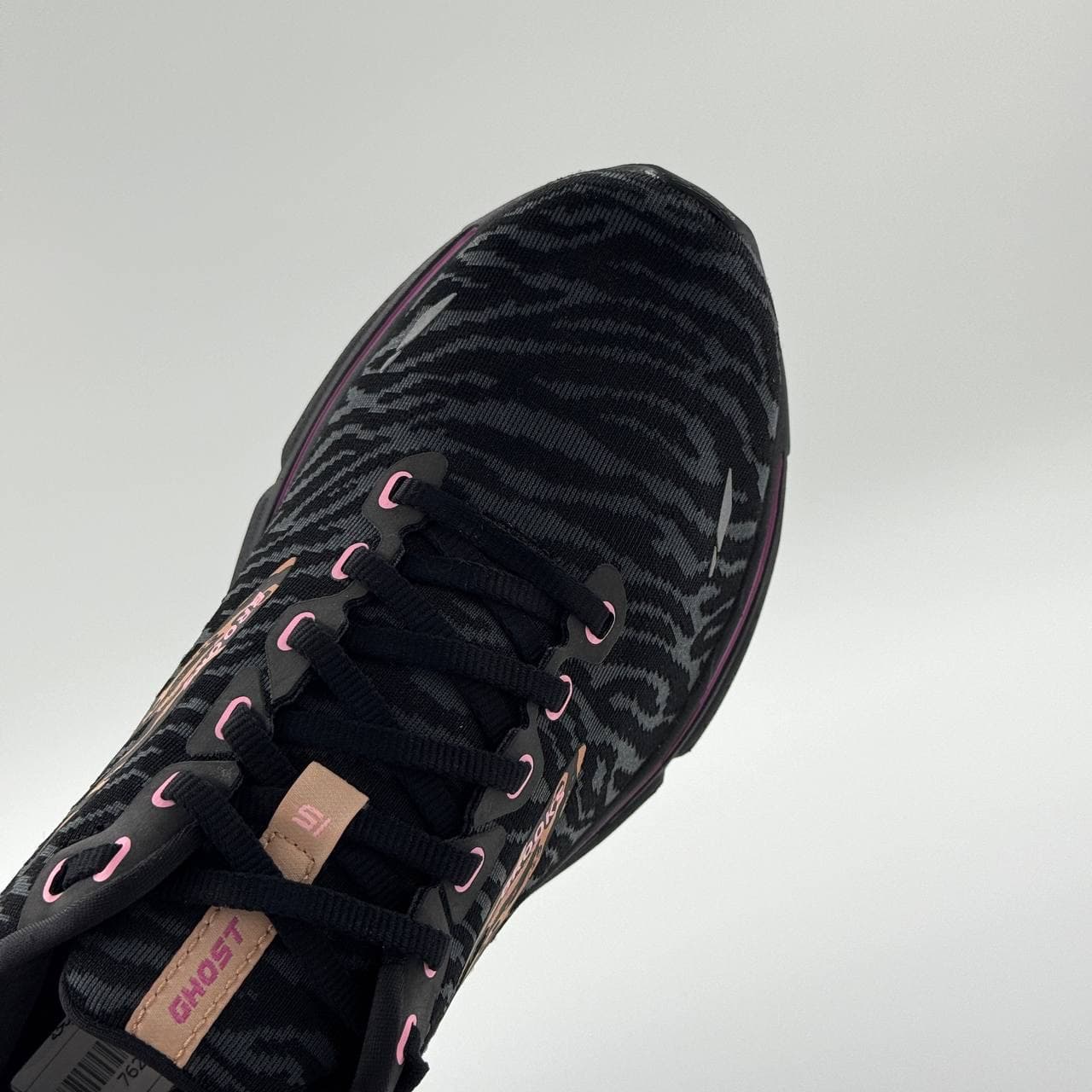 بروکس گاست BROOKS GHOST 15 مدل 1203801B086 — تصویر ۷