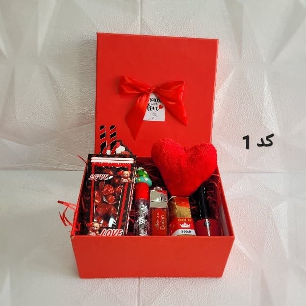 پک هدیه ولنتاین کادو تولد دخترانه کد A106 — تصویر ۵